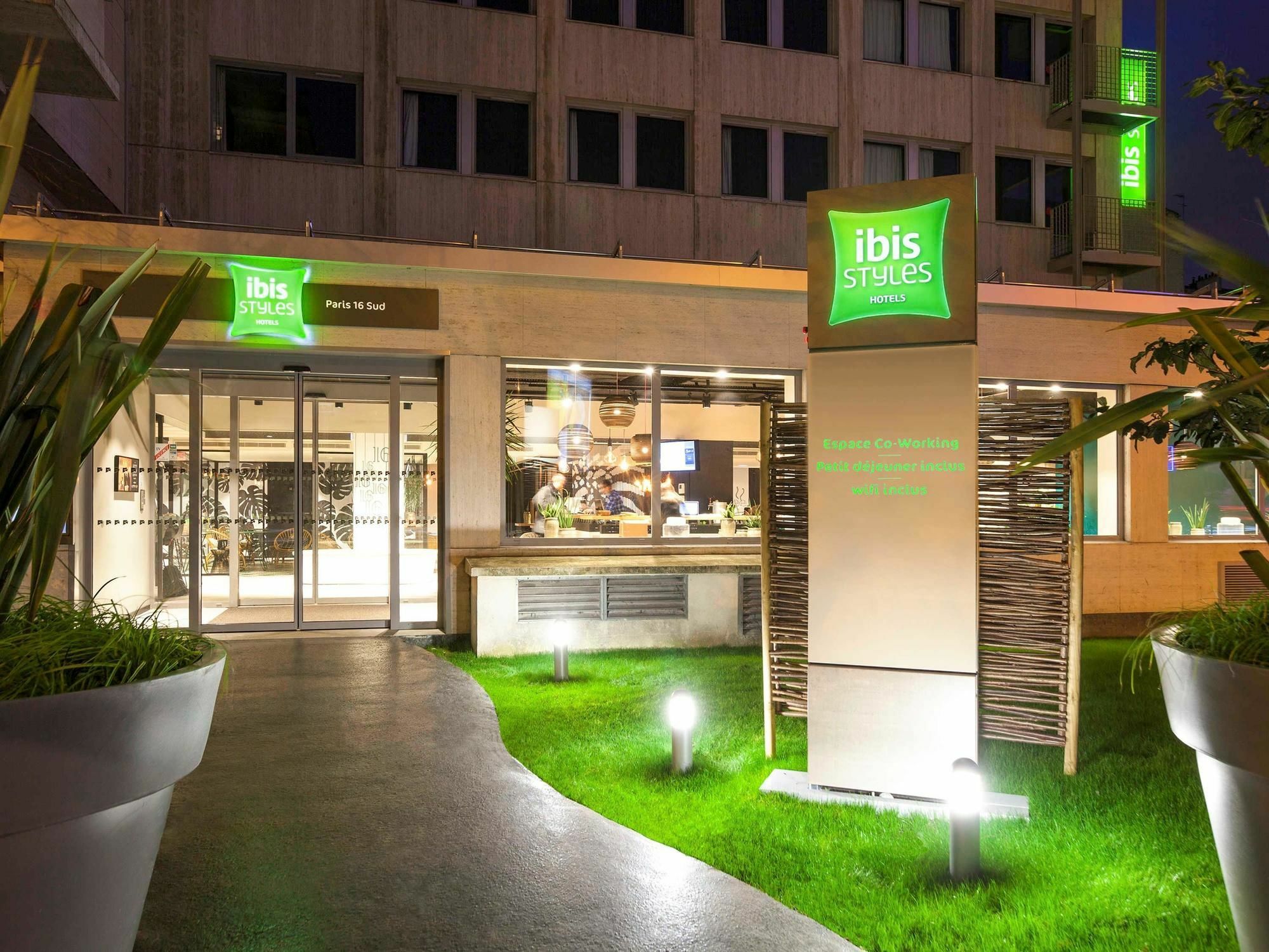 Ibis Styles Paris 16 Boulogne Hotel Exterior photo